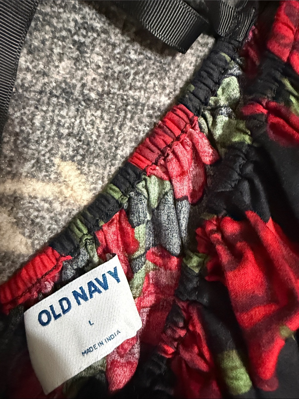 Old Navy Black Midi Dress with Red Rose Print and Puff Sleeves - Picture 4 of 7